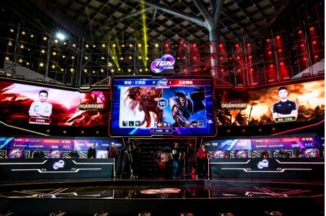 弱侧空袭 弱侧空袭